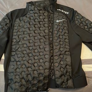 Aeroloft Nike side zip crop jacket made for peloton